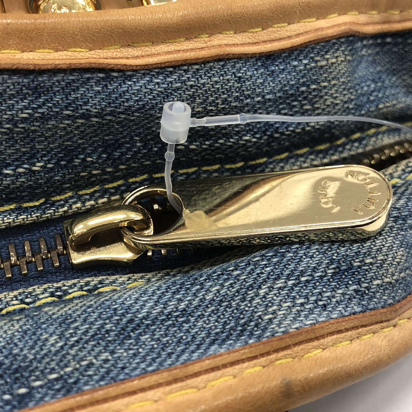 LV Monogram Denim Neo Cabby MM M95349 丹寧2way包 VI2097