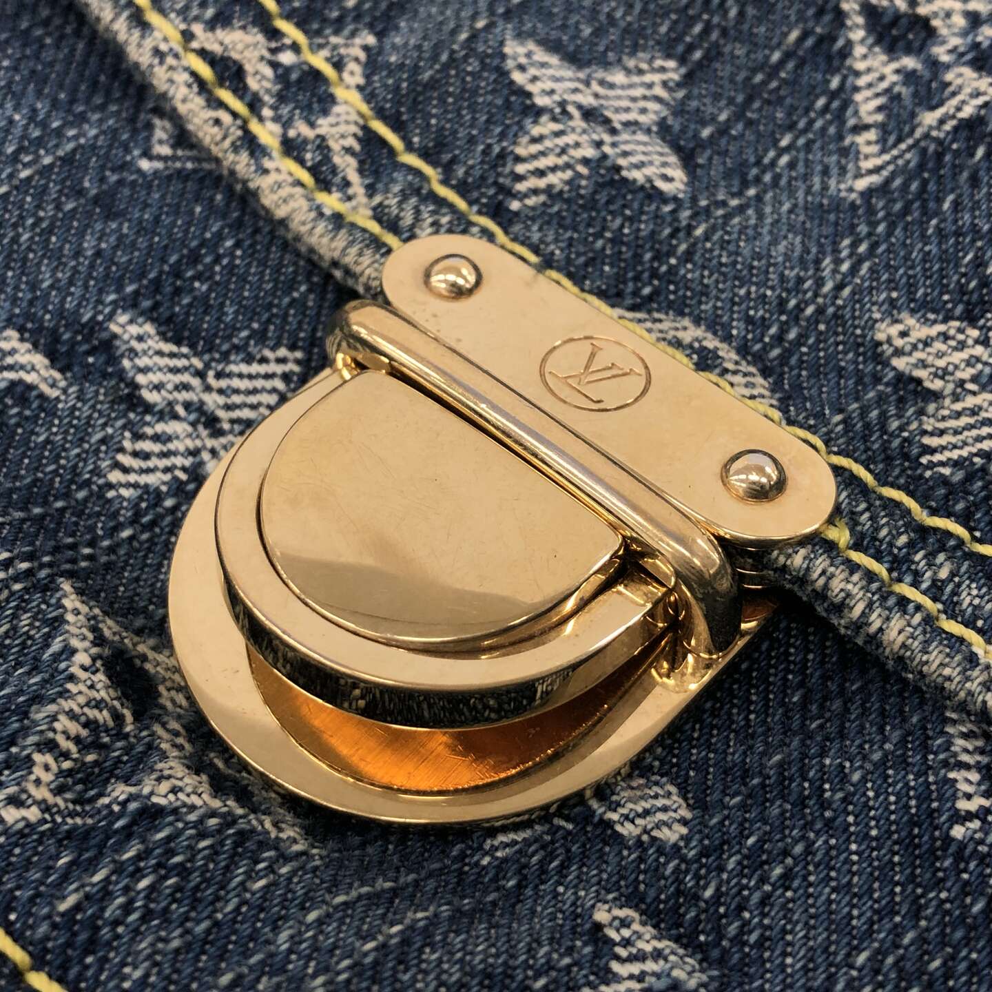 LV Denim Bum Bag M95347腰包 SR1037