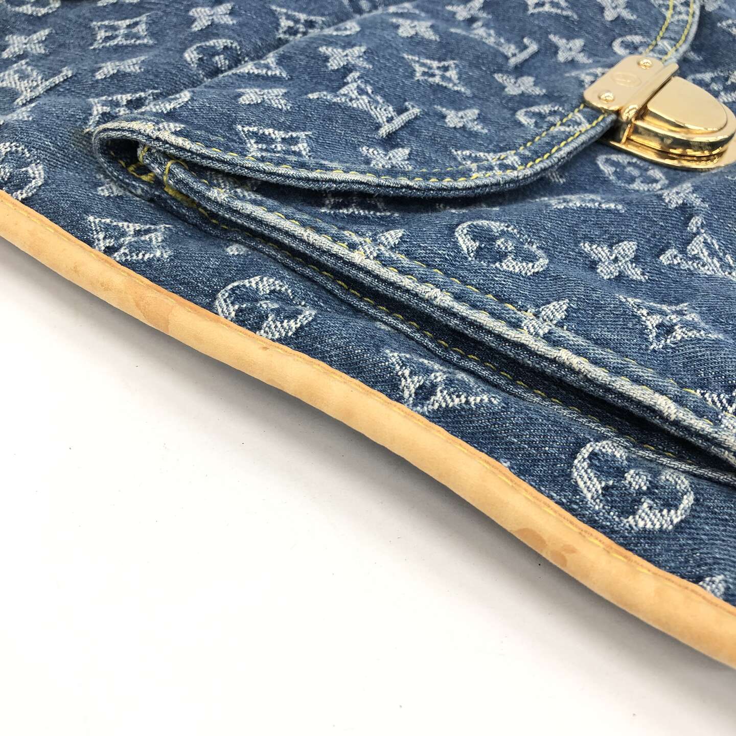 LV DENIM FLAT SHOPPER BAG M05018 丹寧琴譜包